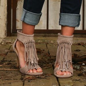 Chinese laundry Santa Fe split suede grey heels